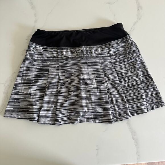 LL Bean Skort Size Small with Back Zipper - Picture 9 of 9